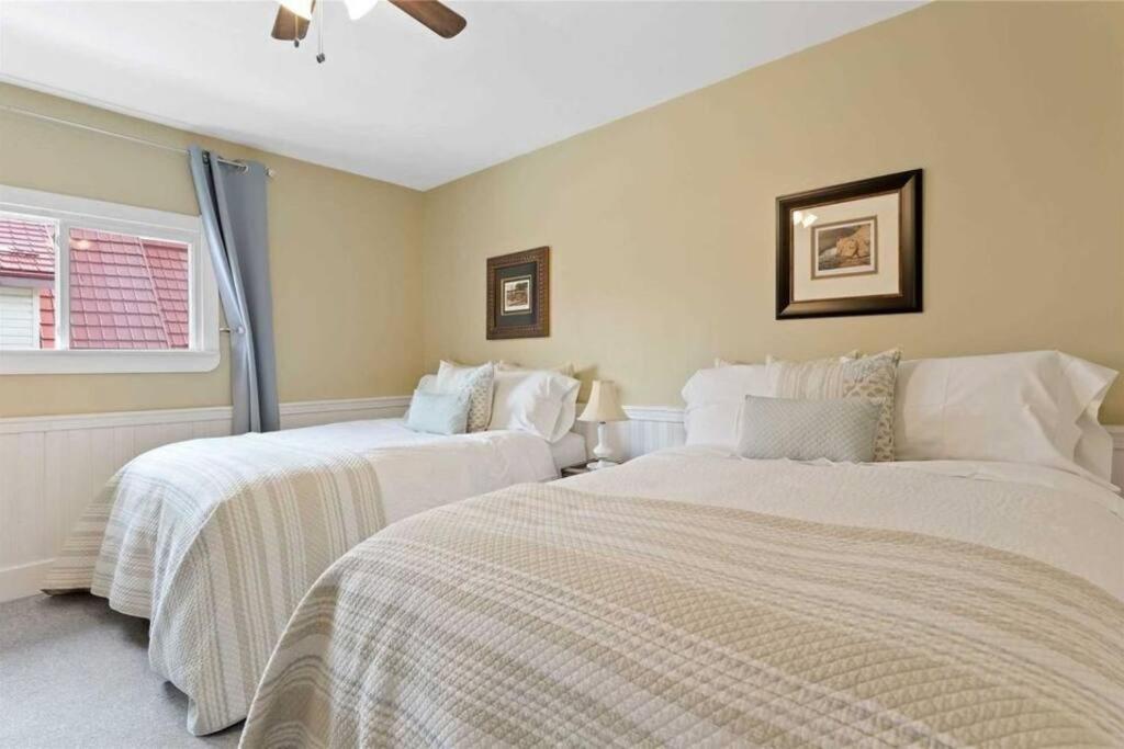 Perfection Near The River - 4 Bedroom Villa Complimentary Breakfast Delivered Daily To The Rental Niagara Falls Exterior foto