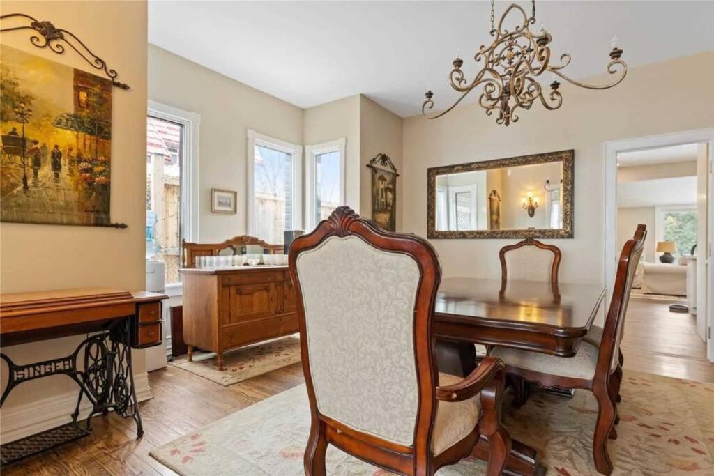 Perfection Near The River - 4 Bedroom Villa Complimentary Breakfast Delivered Daily To The Rental Niagara Falls Exterior foto